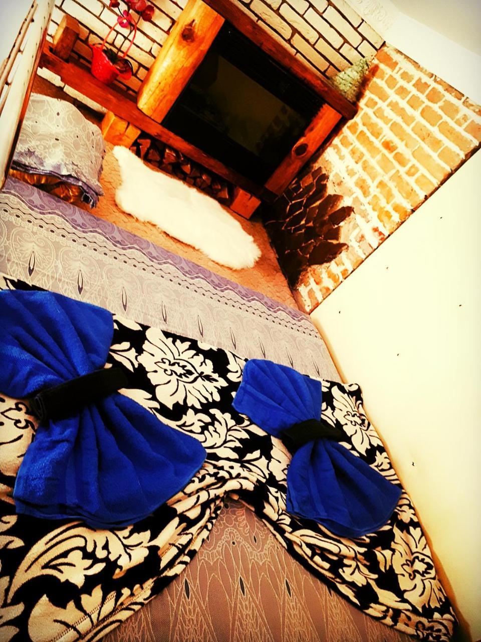 Apartment In The City Center Mini Ivano-Frankivsk Esterno foto